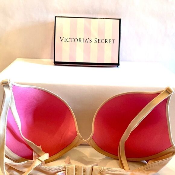 VICTORIAS SECRET PINK WEAR EVERYWHERE PUSH-UP 32D - Picture 3 of 5